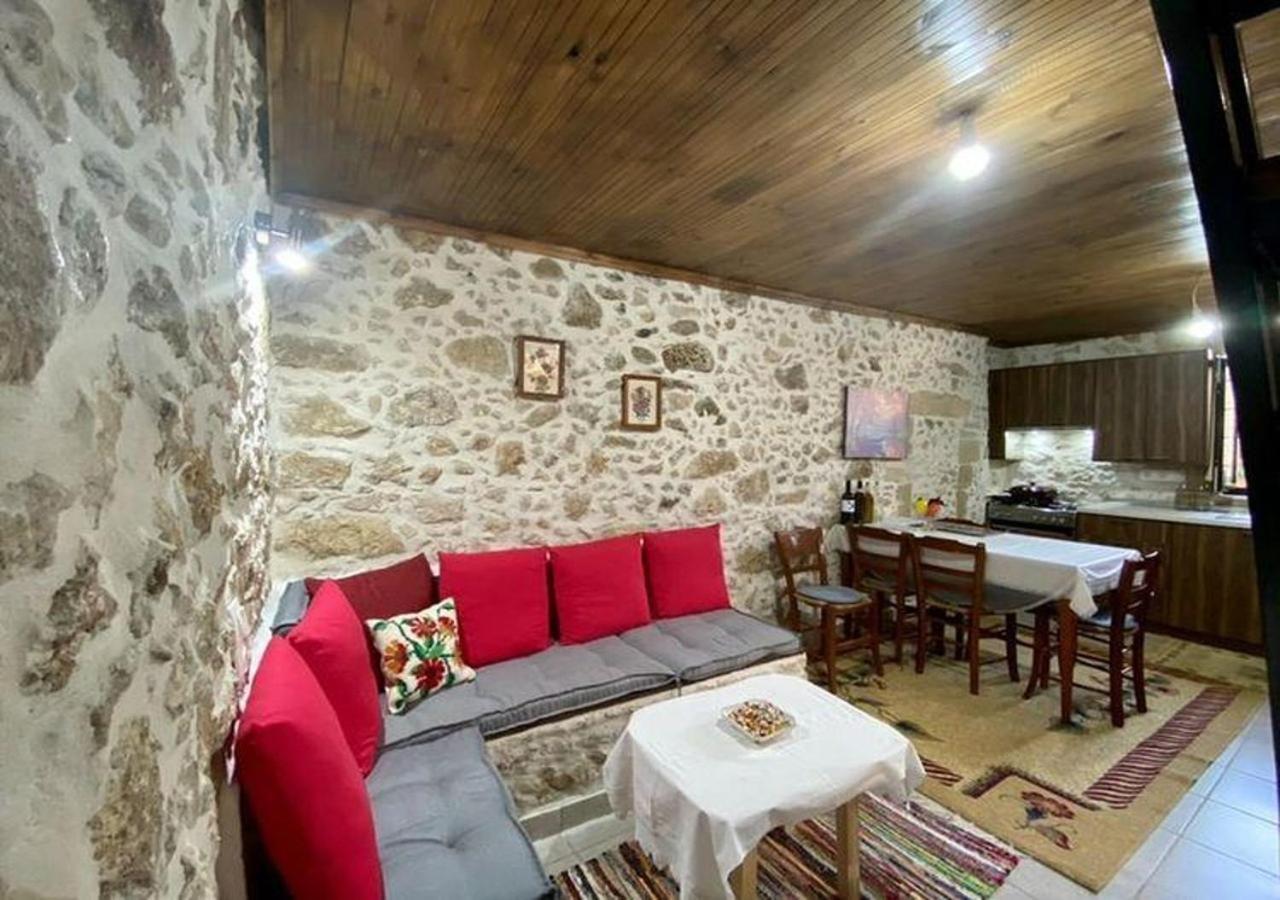 Nikos Traditional House Maláthiros Eksteriør bilde